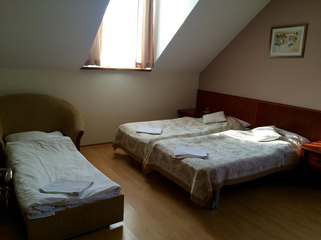 Enklawa Bed & Breakfast Tychy Buitenkant foto